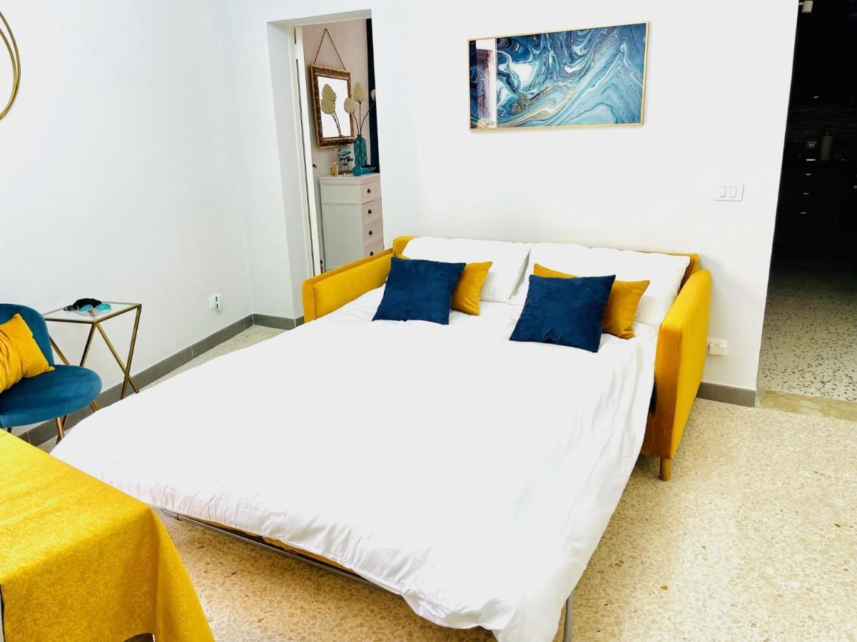 Trapani Centro Storico Apartment, Great Central Location! All New Furniture And Appliances! エクステリア 写真
