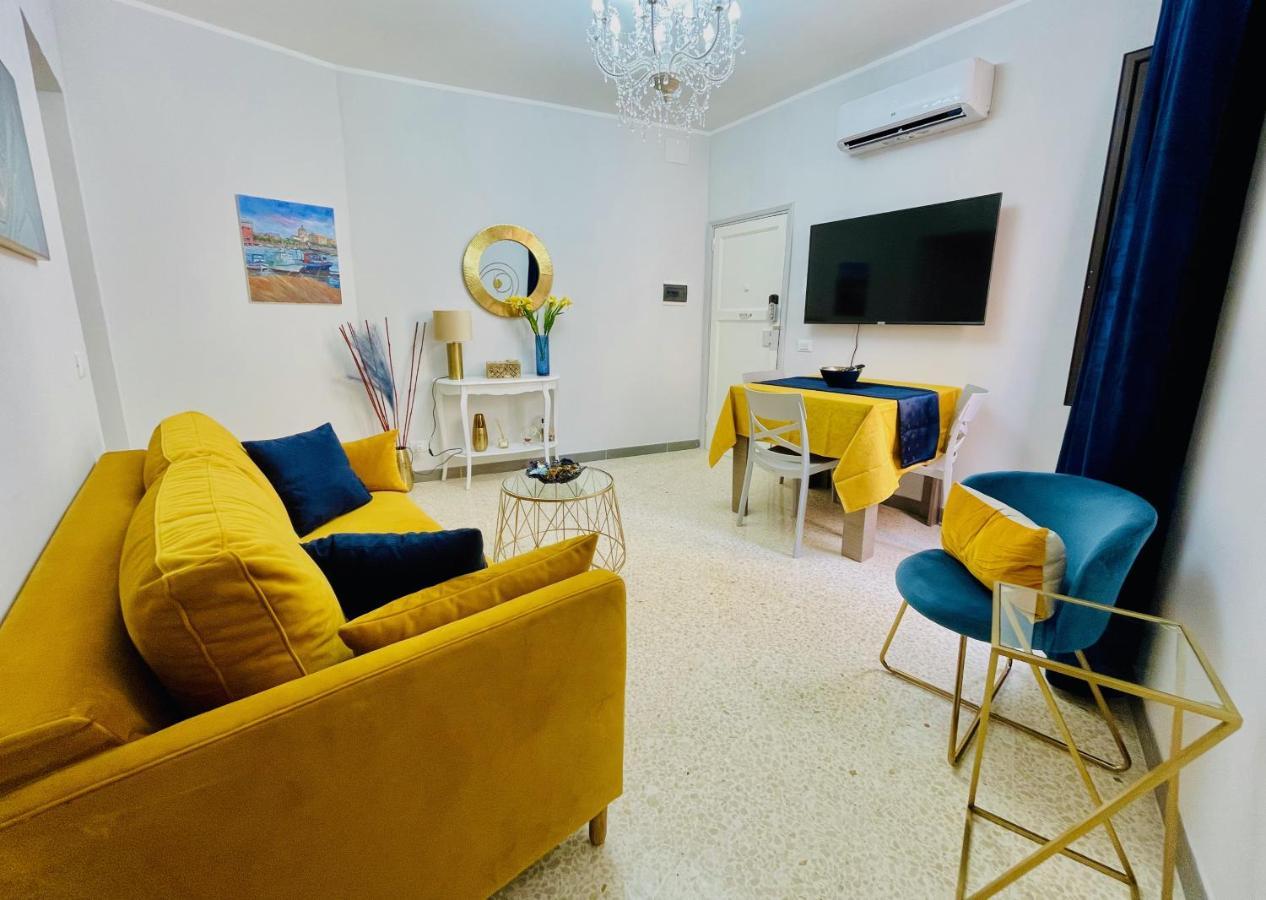 Trapani Centro Storico Apartment, Great Central Location! All New Furniture And Appliances! エクステリア 写真