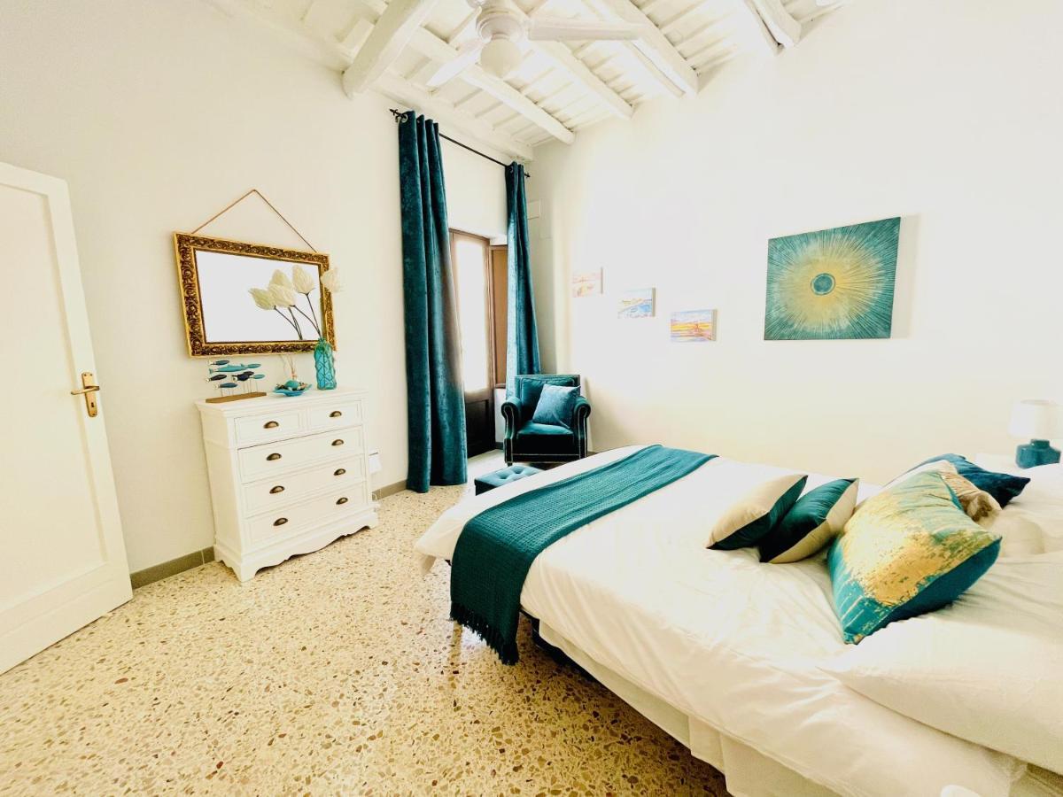 Trapani Centro Storico Apartment, Great Central Location! All New Furniture And Appliances! エクステリア 写真